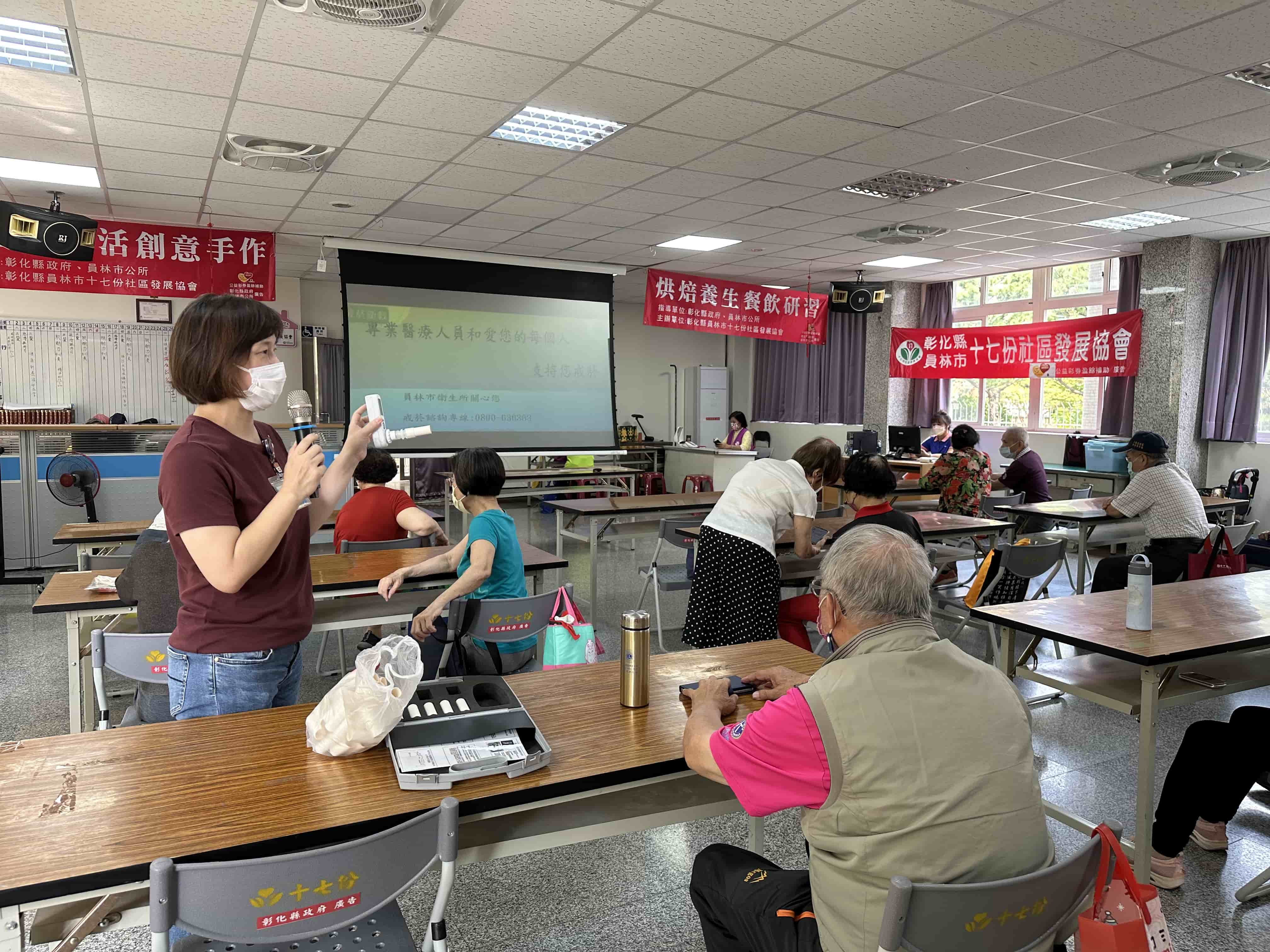 112年5月5日戒菸班宣導照片6